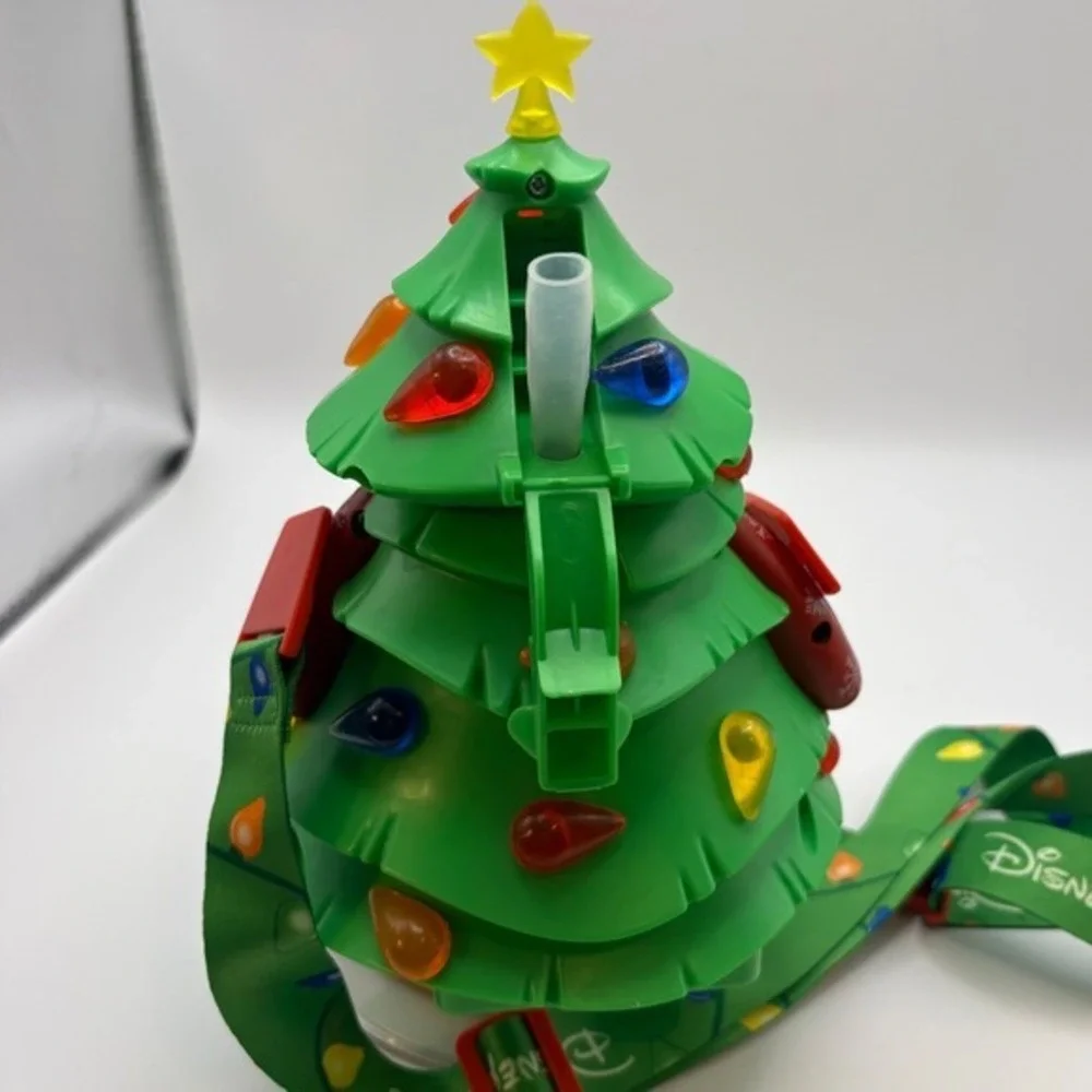 Disney Parks Donald Duck Christmas Tree Light Up Sipper Cup Holiday 2023 Novelty